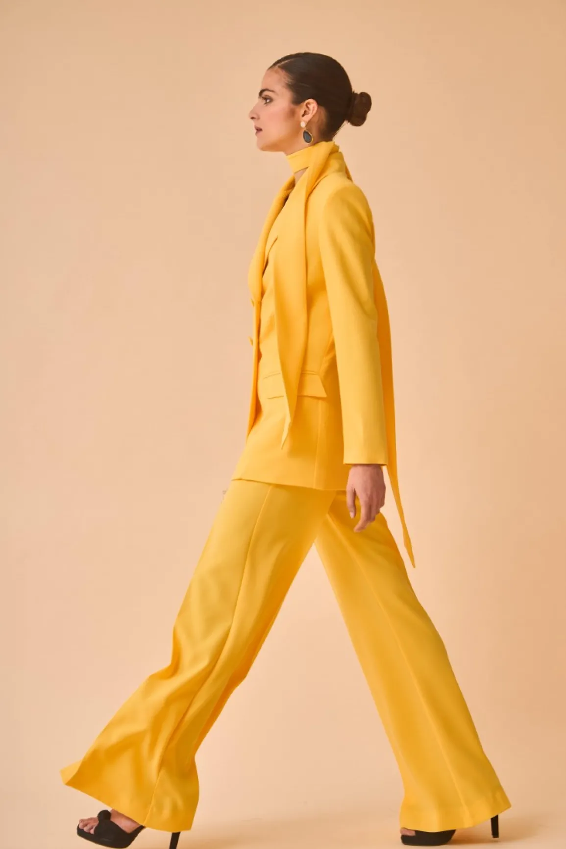 Coosy Pantalones|Total look*PANTALON SOLETEAMARILLO