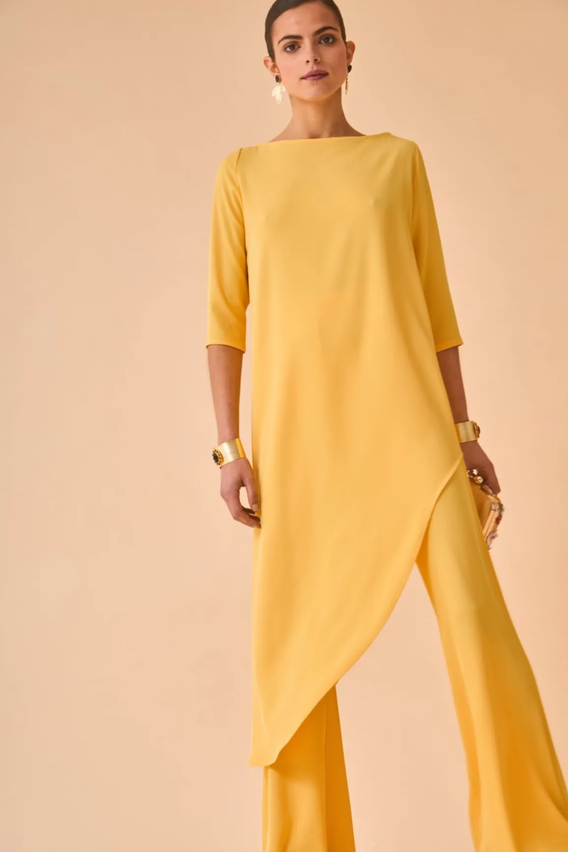 Coosy Tops|Total look*TOP KAVITAAMARILLO