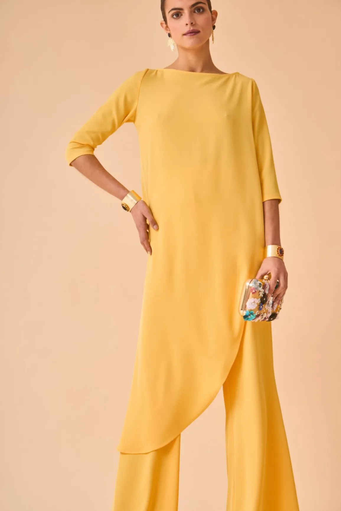Coosy Tops|Total look*TOP KAVITAAMARILLO