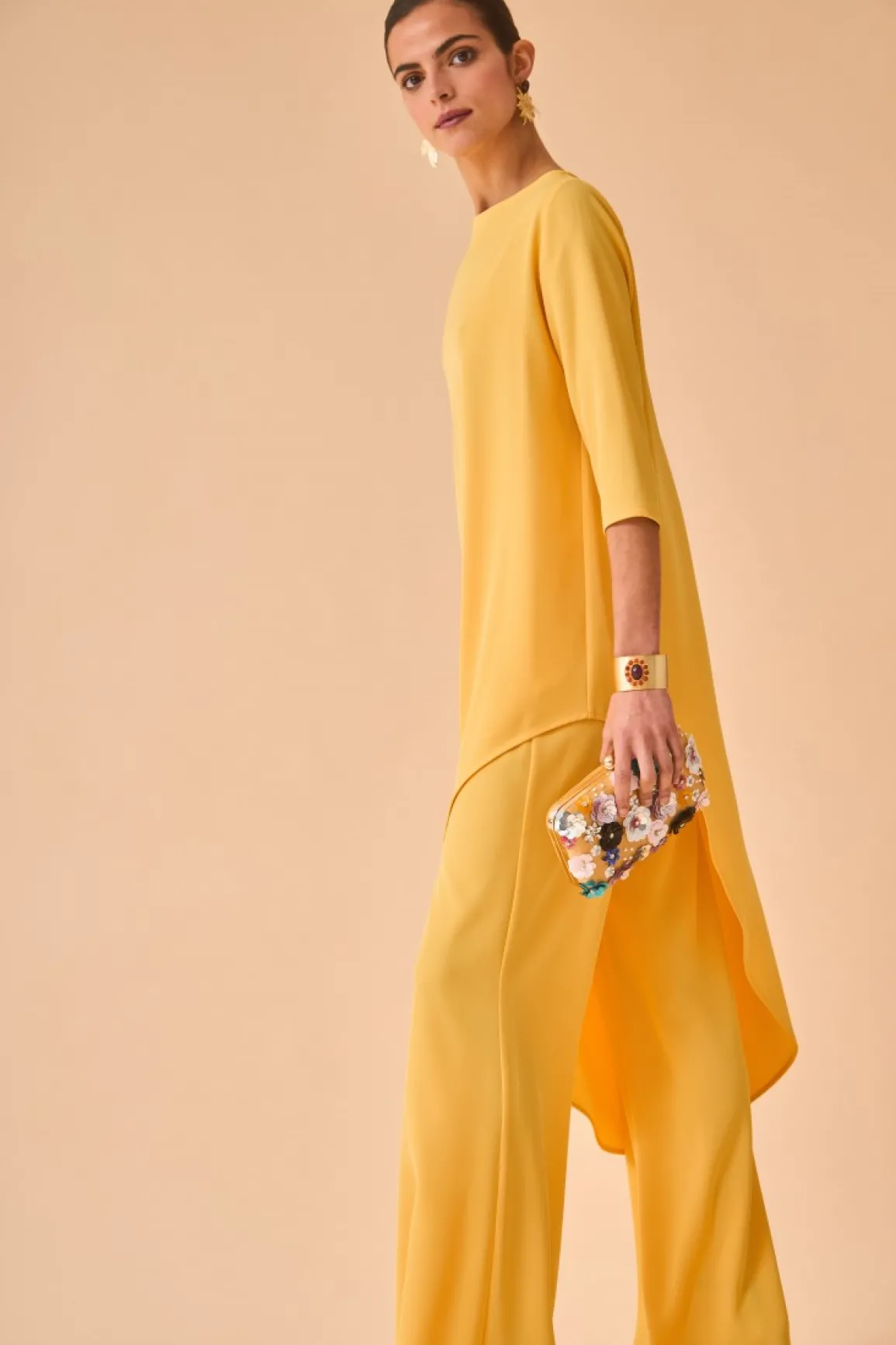 Coosy Tops|Total look*TOP KAVITAAMARILLO