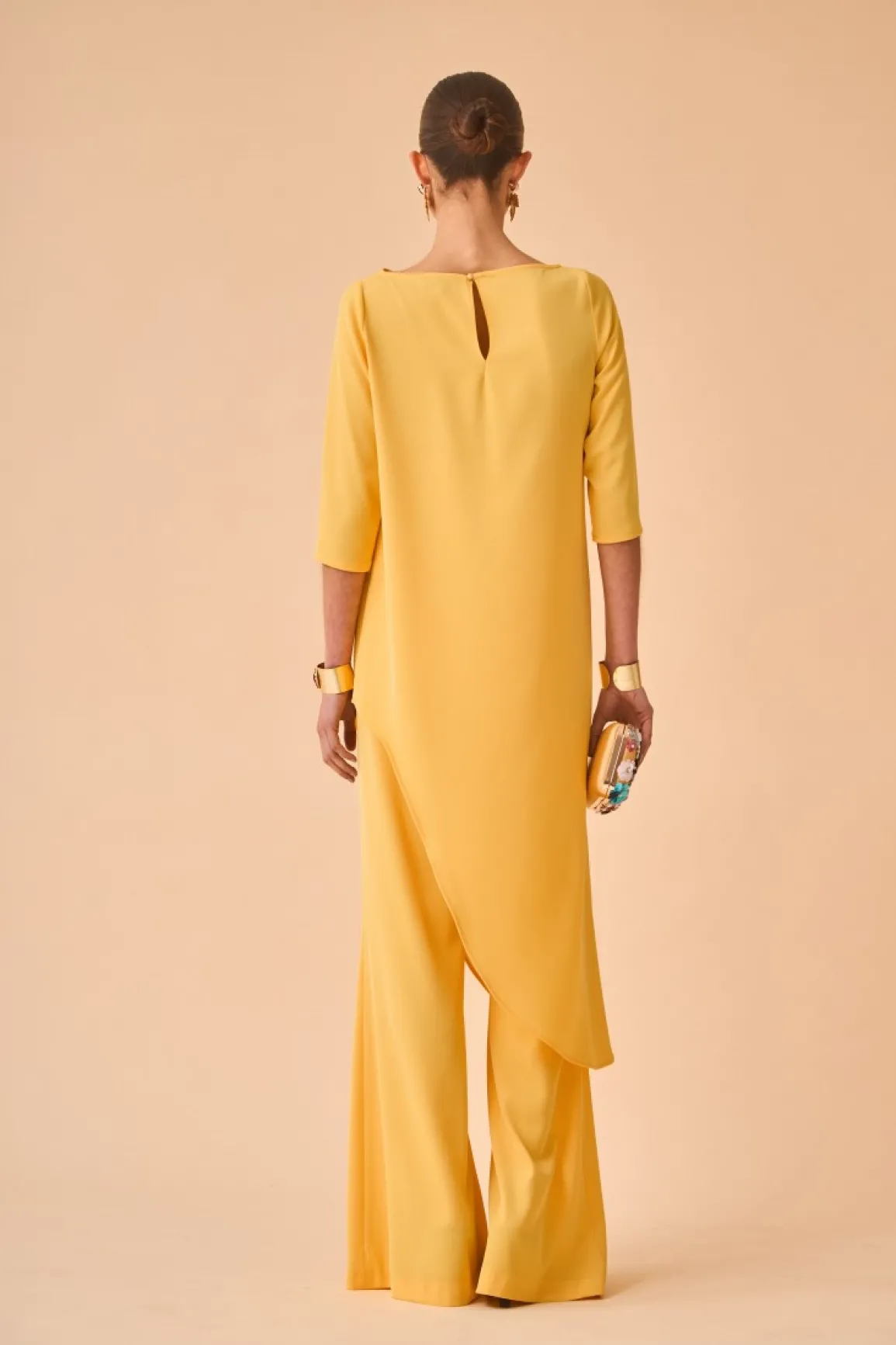 Coosy Tops|Total look*TOP KAVITAAMARILLO